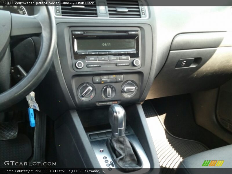 Black / Titan Black 2012 Volkswagen Jetta SE Sedan