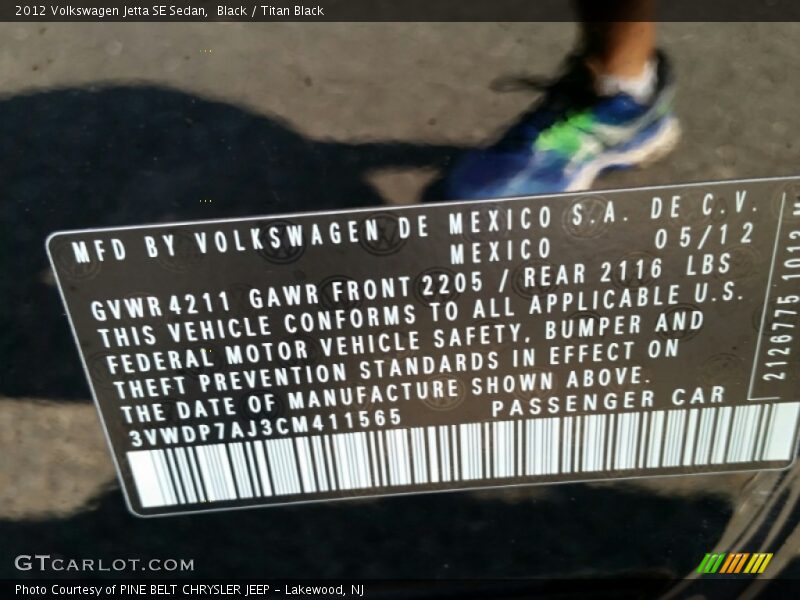 Black / Titan Black 2012 Volkswagen Jetta SE Sedan