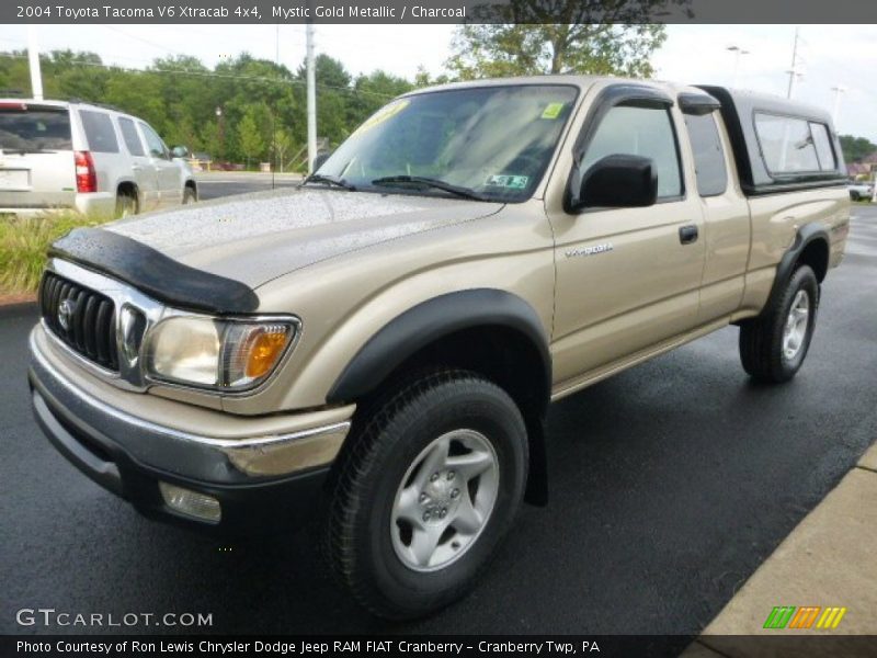 Front 3/4 View of 2004 Tacoma V6 Xtracab 4x4