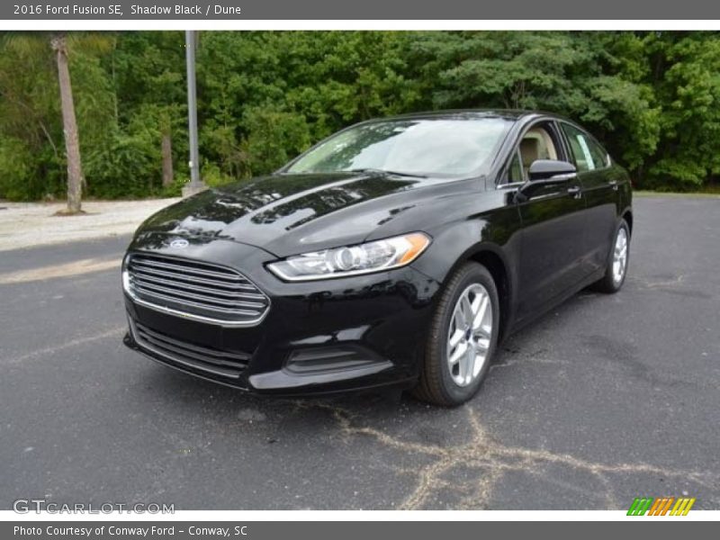 Shadow Black / Dune 2016 Ford Fusion SE
