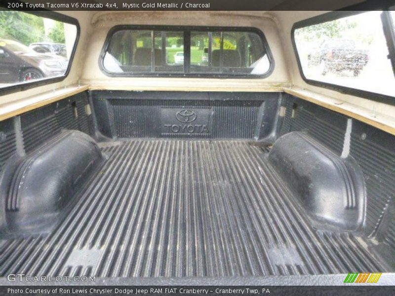 Mystic Gold Metallic / Charcoal 2004 Toyota Tacoma V6 Xtracab 4x4