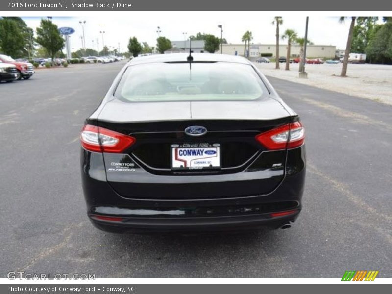 Shadow Black / Dune 2016 Ford Fusion SE