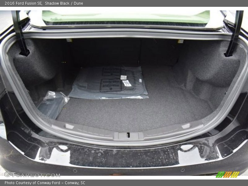 Shadow Black / Dune 2016 Ford Fusion SE