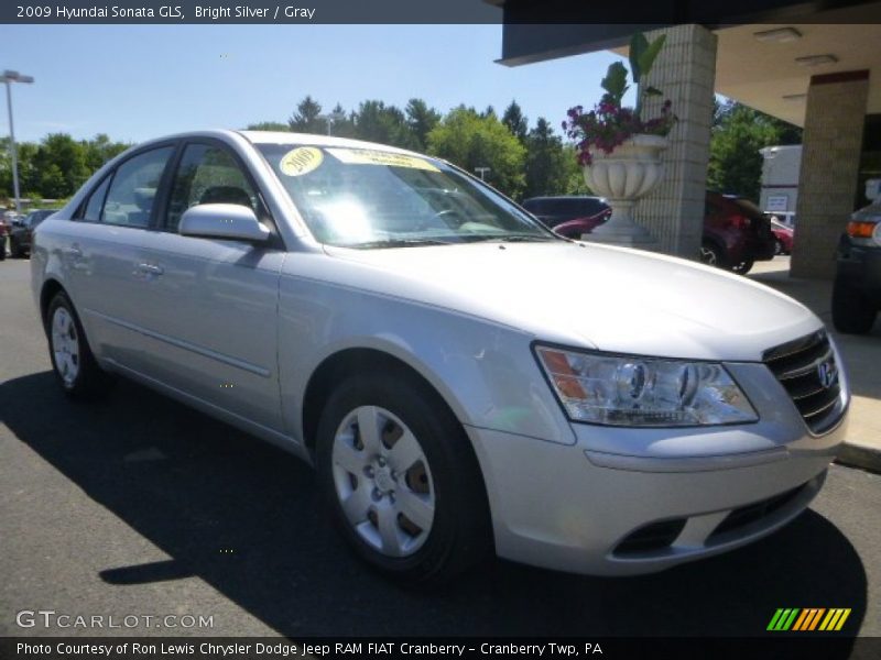 Bright Silver / Gray 2009 Hyundai Sonata GLS