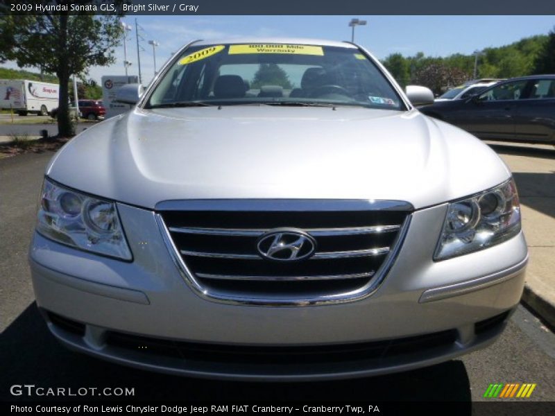 Bright Silver / Gray 2009 Hyundai Sonata GLS