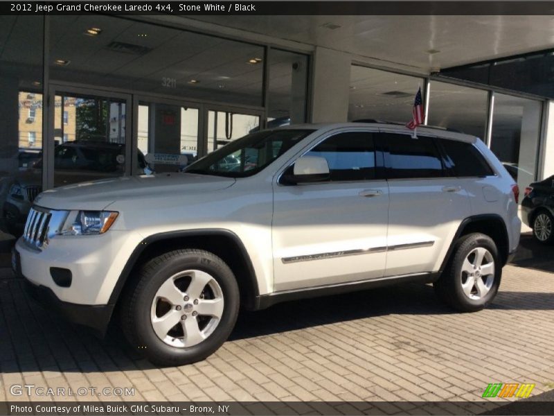 Stone White / Black 2012 Jeep Grand Cherokee Laredo 4x4