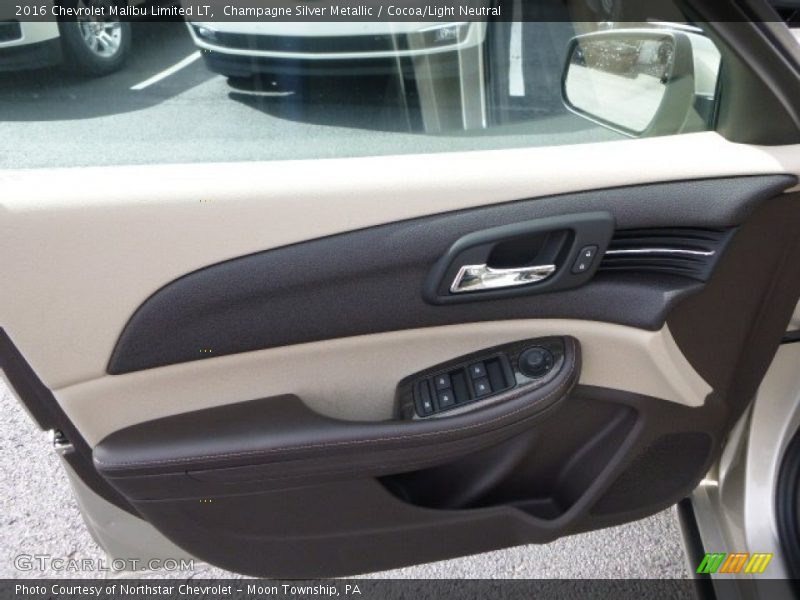 Champagne Silver Metallic / Cocoa/Light Neutral 2016 Chevrolet Malibu Limited LT