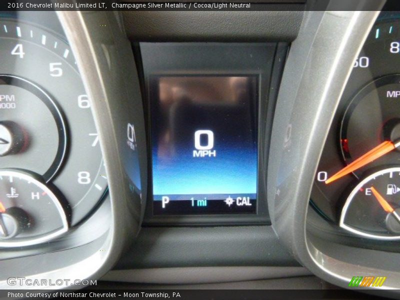 Champagne Silver Metallic / Cocoa/Light Neutral 2016 Chevrolet Malibu Limited LT