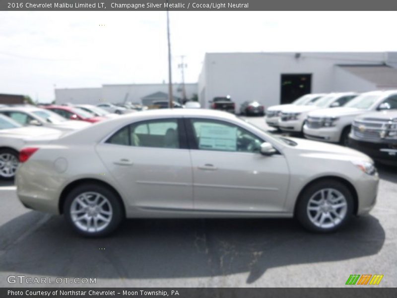 Champagne Silver Metallic / Cocoa/Light Neutral 2016 Chevrolet Malibu Limited LT