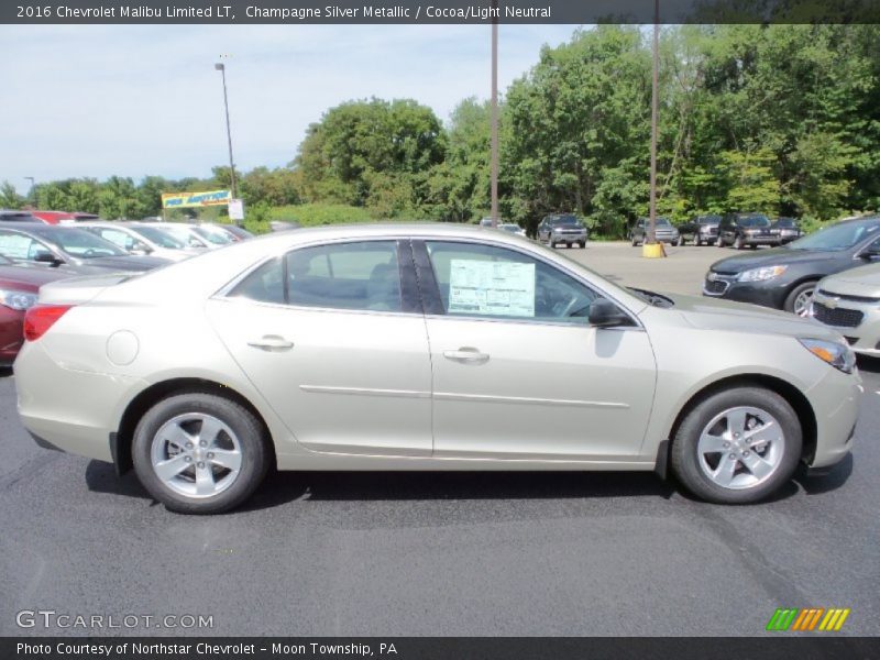 Champagne Silver Metallic / Cocoa/Light Neutral 2016 Chevrolet Malibu Limited LT