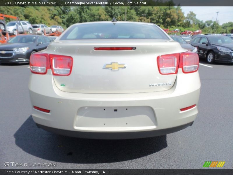 Champagne Silver Metallic / Cocoa/Light Neutral 2016 Chevrolet Malibu Limited LT