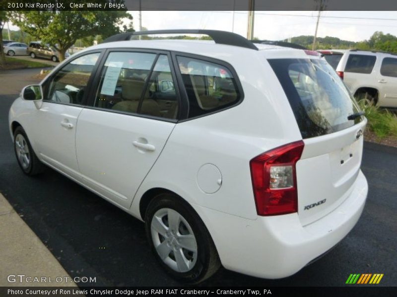 Clear White / Beige 2010 Kia Rondo LX