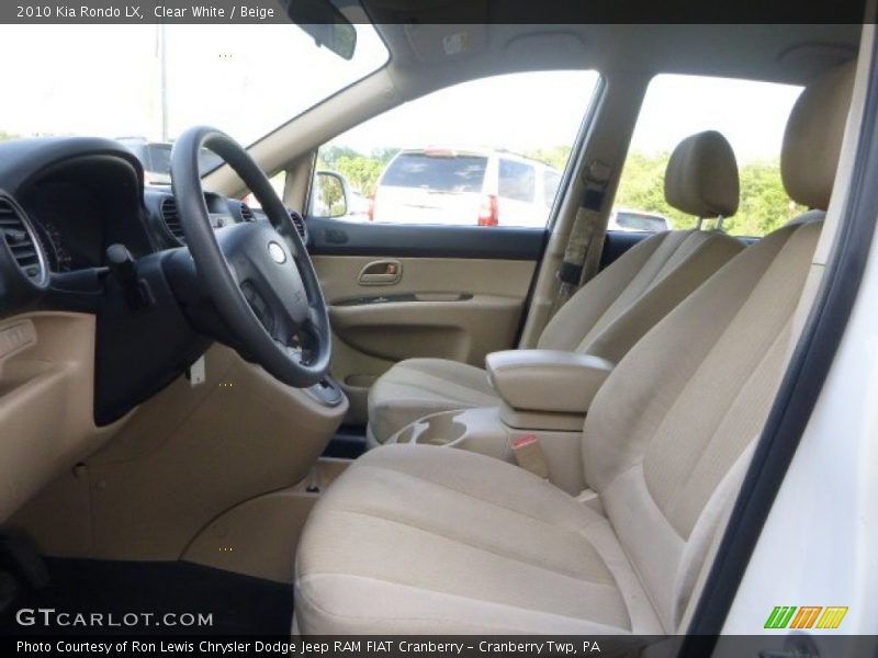 Clear White / Beige 2010 Kia Rondo LX