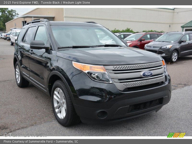 Tuxedo Black / Medium Light Stone 2015 Ford Explorer FWD