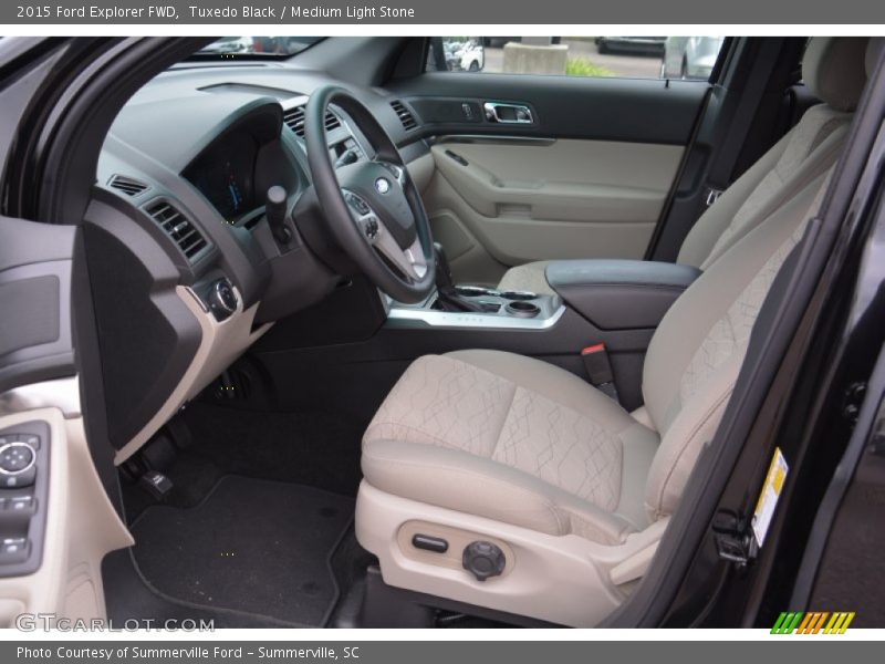 Tuxedo Black / Medium Light Stone 2015 Ford Explorer FWD