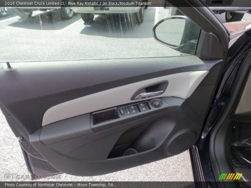 Blue Ray Metallic / Jet Black/Medium Titanium 2016 Chevrolet Cruze Limited LS