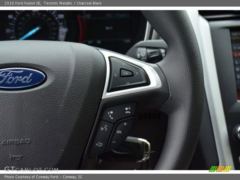 Tectonic Metallic / Charcoal Black 2016 Ford Fusion SE