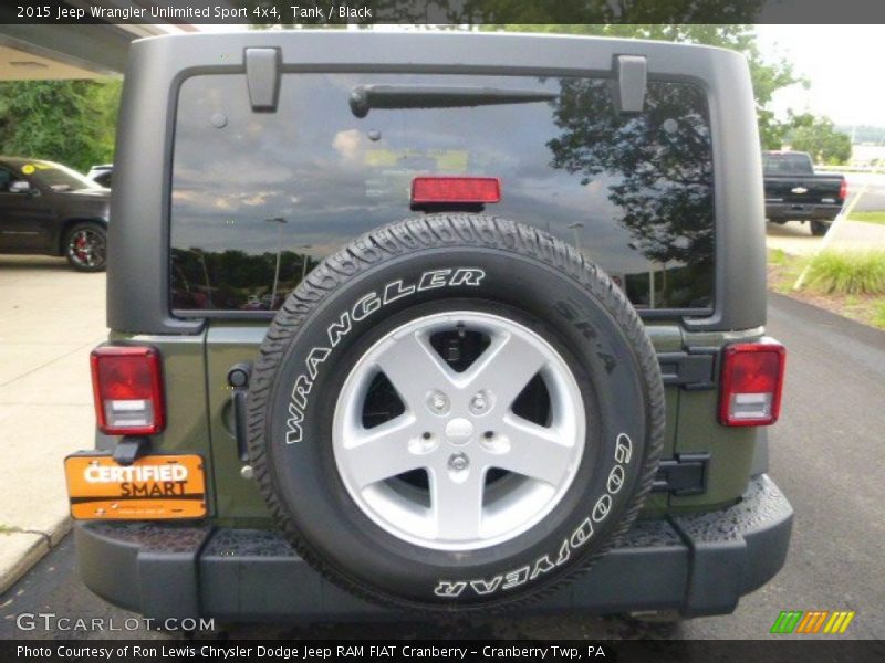 Tank / Black 2015 Jeep Wrangler Unlimited Sport 4x4