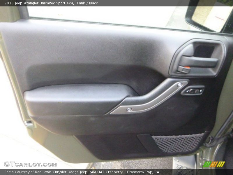 Tank / Black 2015 Jeep Wrangler Unlimited Sport 4x4