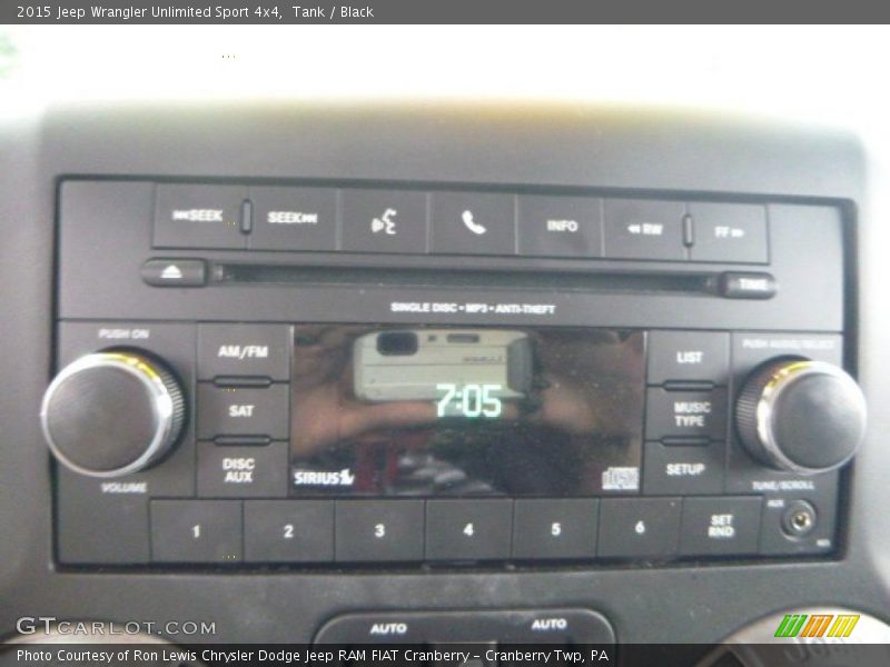 Tank / Black 2015 Jeep Wrangler Unlimited Sport 4x4