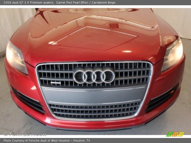 Garnet Red Pearl Effect / Cardamom Beige 2009 Audi Q7 3.6 Premium quattro