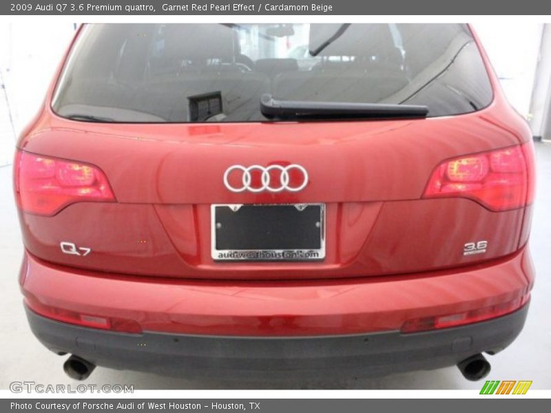 Garnet Red Pearl Effect / Cardamom Beige 2009 Audi Q7 3.6 Premium quattro