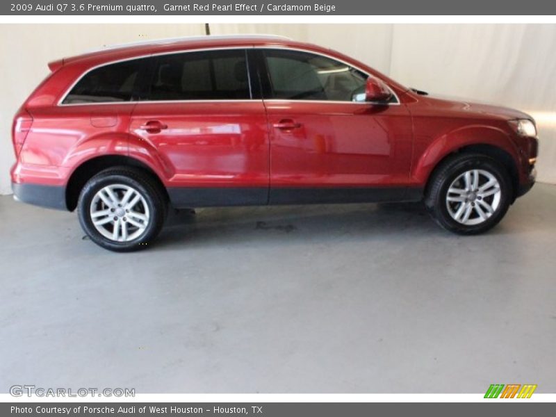 Garnet Red Pearl Effect / Cardamom Beige 2009 Audi Q7 3.6 Premium quattro