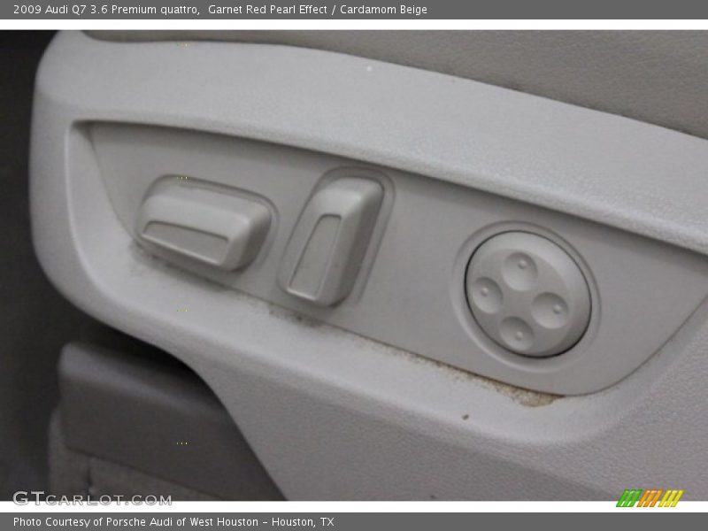 Garnet Red Pearl Effect / Cardamom Beige 2009 Audi Q7 3.6 Premium quattro