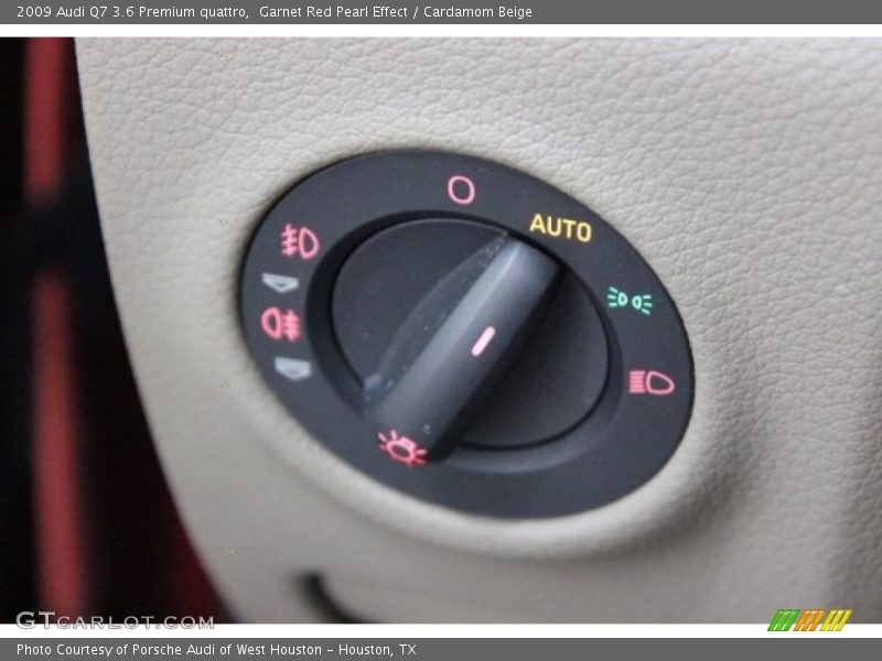 Garnet Red Pearl Effect / Cardamom Beige 2009 Audi Q7 3.6 Premium quattro