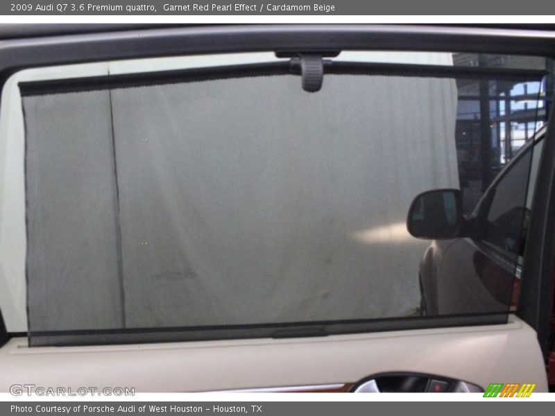 Garnet Red Pearl Effect / Cardamom Beige 2009 Audi Q7 3.6 Premium quattro