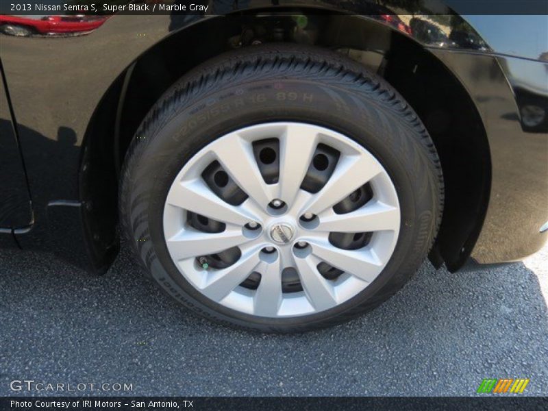 Super Black / Marble Gray 2013 Nissan Sentra S