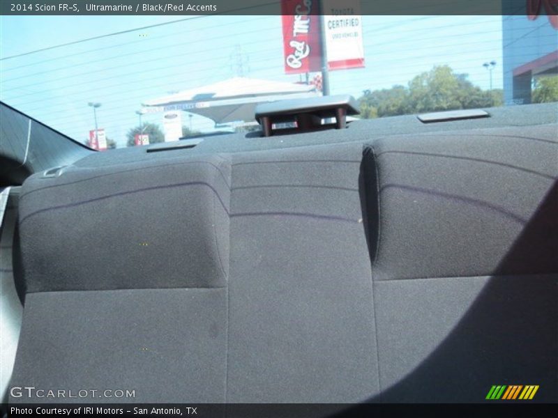 Ultramarine / Black/Red Accents 2014 Scion FR-S