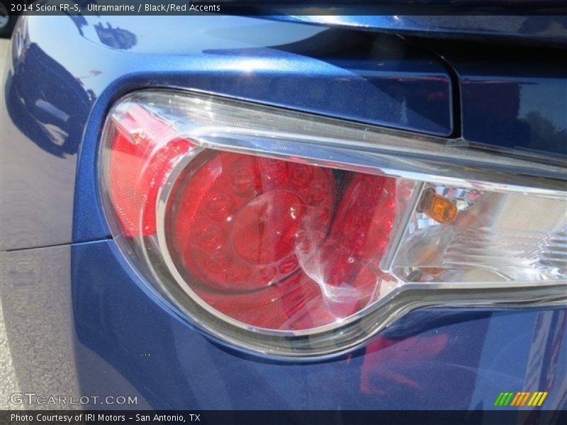 Ultramarine / Black/Red Accents 2014 Scion FR-S