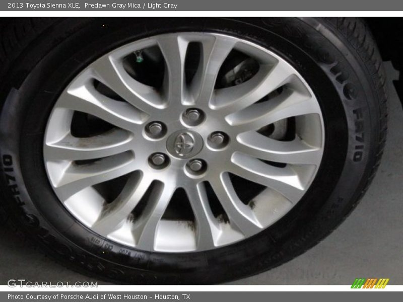 Predawn Gray Mica / Light Gray 2013 Toyota Sienna XLE
