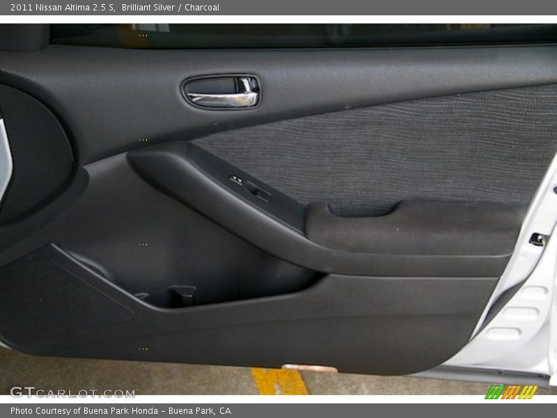 Brilliant Silver / Charcoal 2011 Nissan Altima 2.5 S