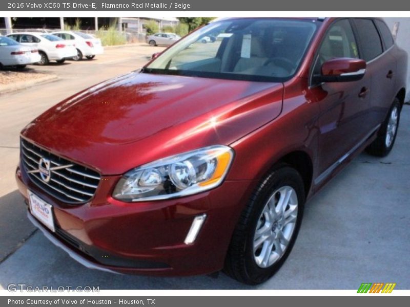 Flamenco Red Metallic / Beige 2016 Volvo XC60 T5 Drive-E