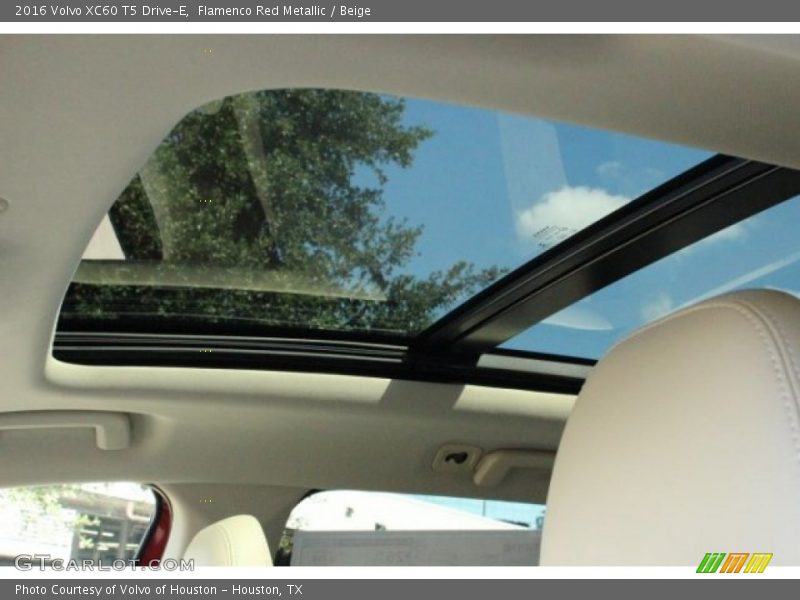 Flamenco Red Metallic / Beige 2016 Volvo XC60 T5 Drive-E