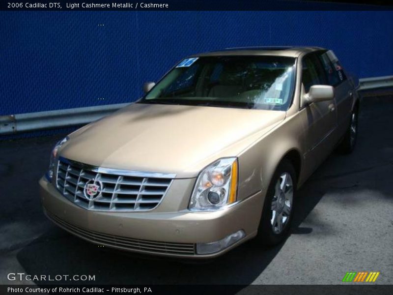 Light Cashmere Metallic / Cashmere 2006 Cadillac DTS