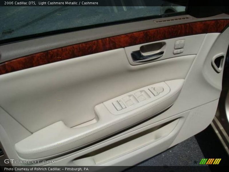 Light Cashmere Metallic / Cashmere 2006 Cadillac DTS