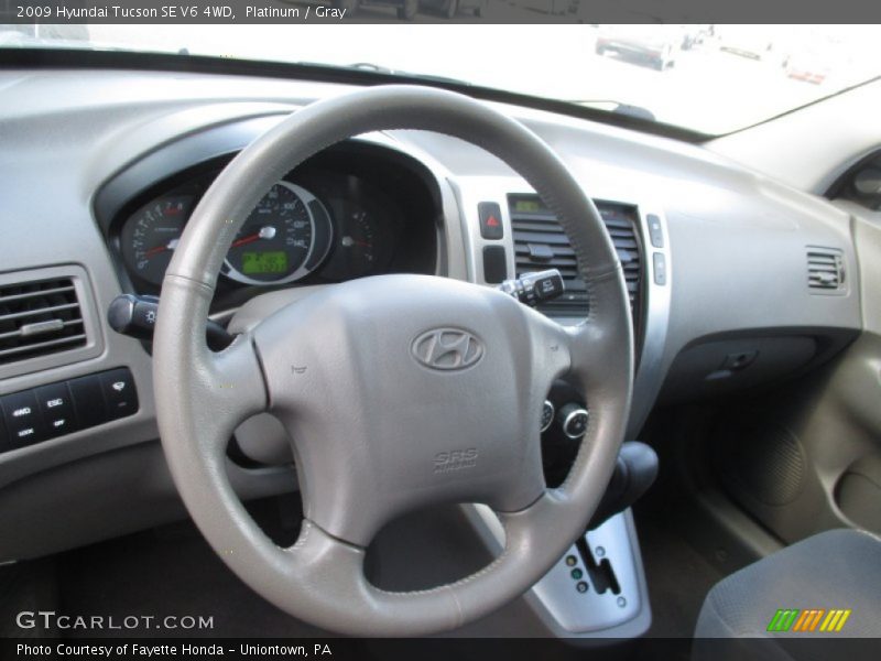 Platinum / Gray 2009 Hyundai Tucson SE V6 4WD
