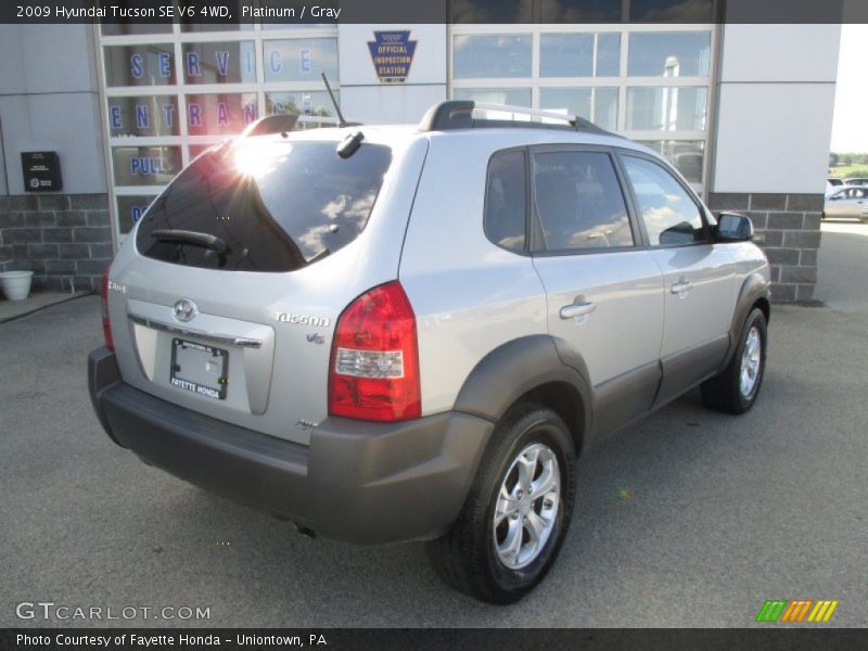Platinum / Gray 2009 Hyundai Tucson SE V6 4WD
