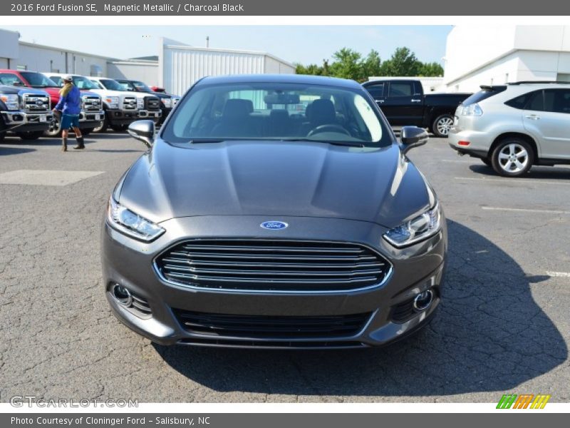 Magnetic Metallic / Charcoal Black 2016 Ford Fusion SE