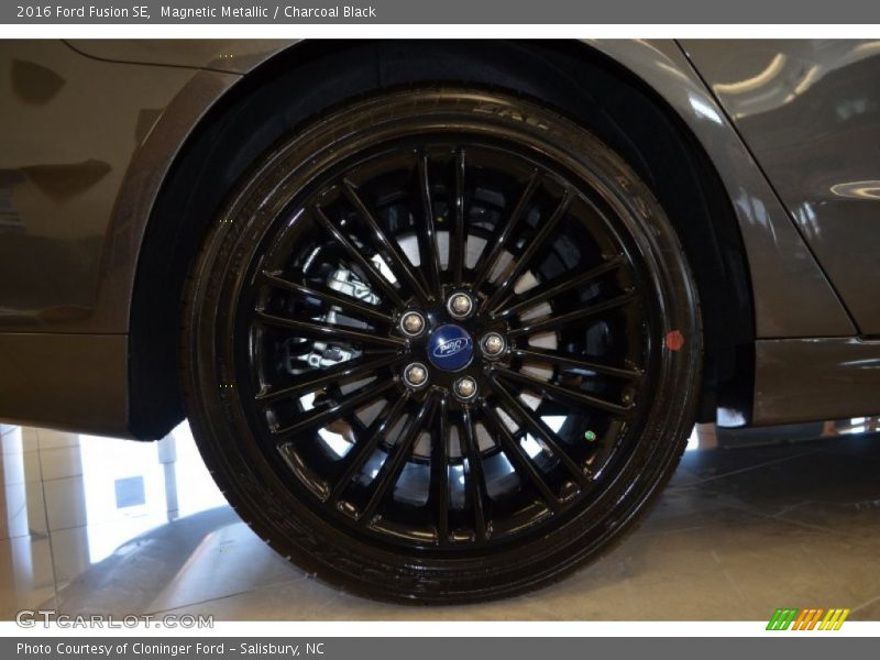  2016 Fusion SE Wheel