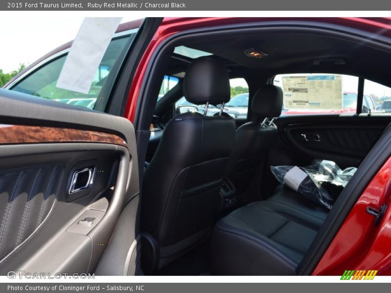 Ruby Red Metallic / Charcoal Black 2015 Ford Taurus Limited