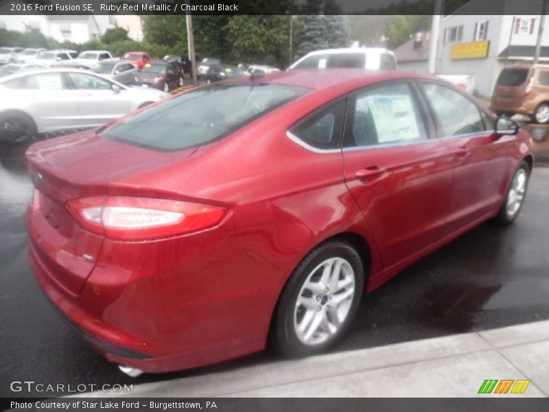 Ruby Red Metallic / Charcoal Black 2016 Ford Fusion SE