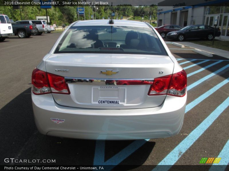 Silver Ice Metallic / Jet Black 2016 Chevrolet Cruze Limited LT