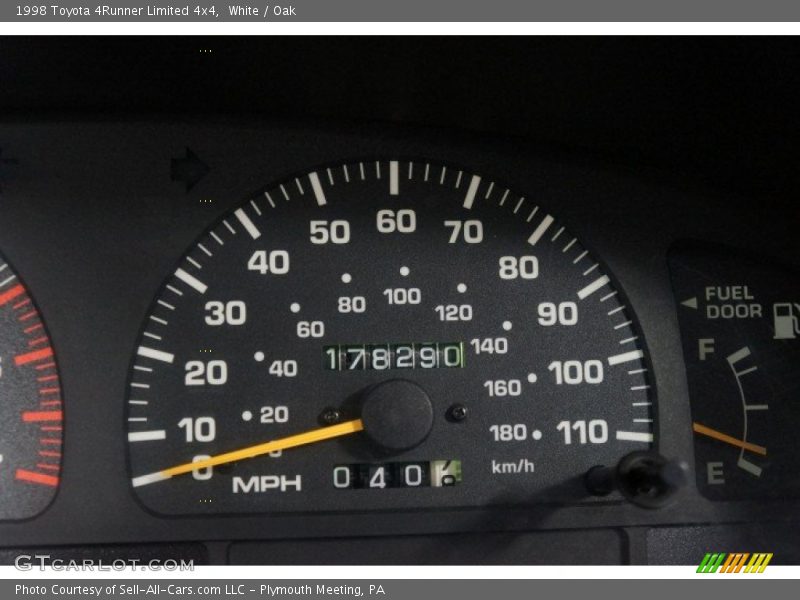 White / Oak 1998 Toyota 4Runner Limited 4x4