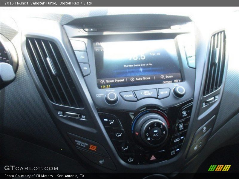 Boston Red / Black 2015 Hyundai Veloster Turbo