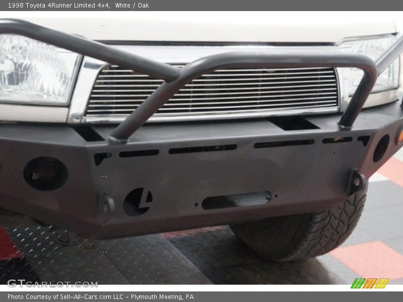 White / Oak 1998 Toyota 4Runner Limited 4x4