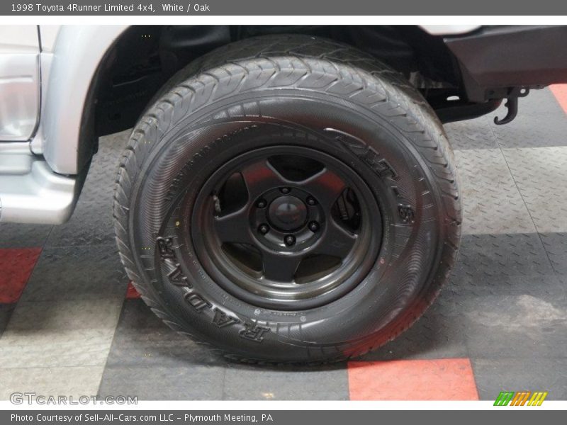 White / Oak 1998 Toyota 4Runner Limited 4x4